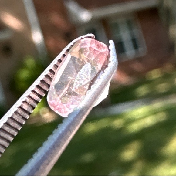 1.10 CTs Natural Unheated Pink Morganite Gemstone - Picture 13 of 17